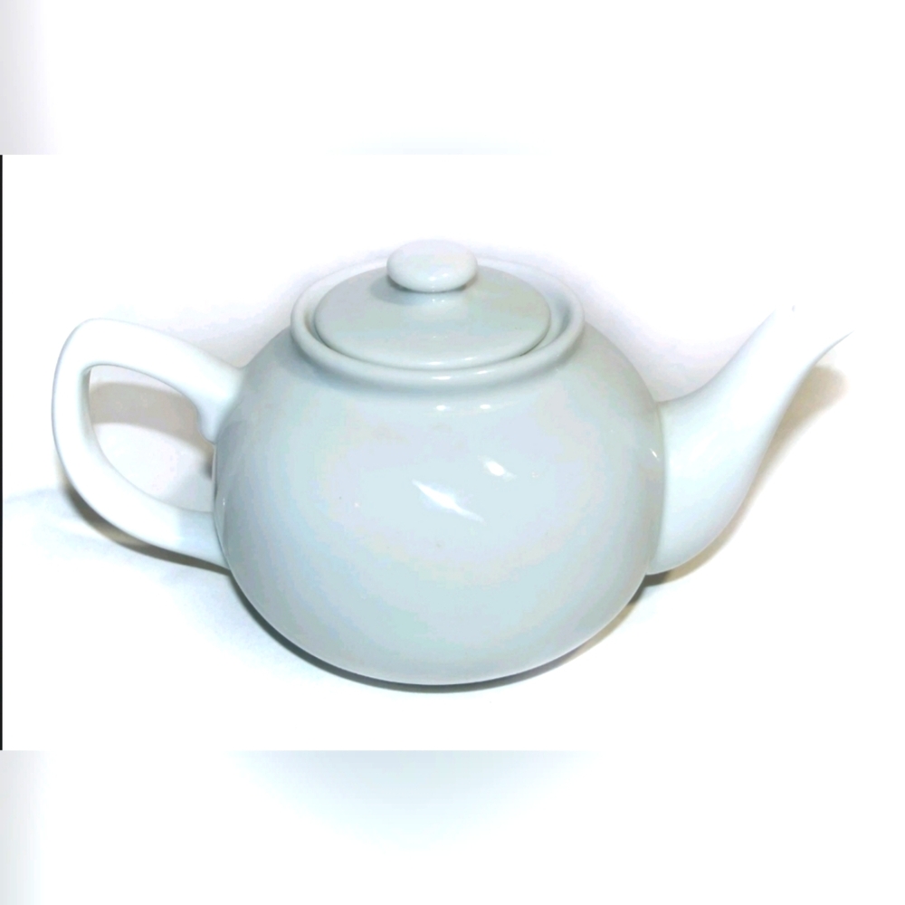 VINTAGE ALL WHITE FINE PORCELAIN MCM TEA POT